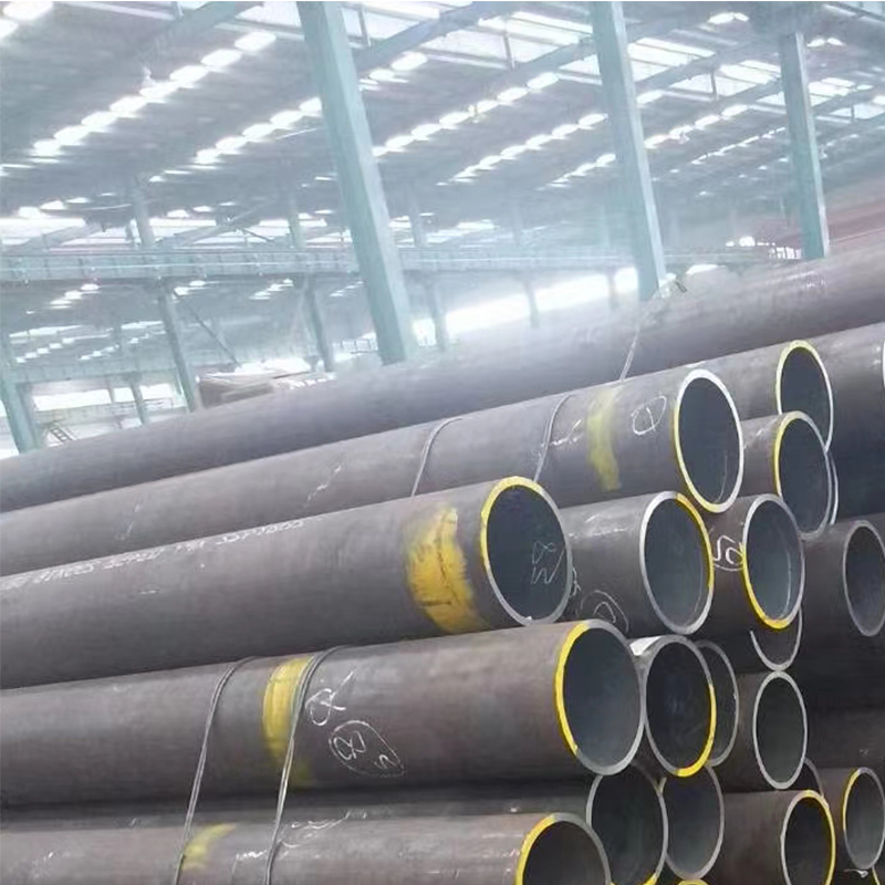 Large diameter hot rolled carbon steel seamless pipe