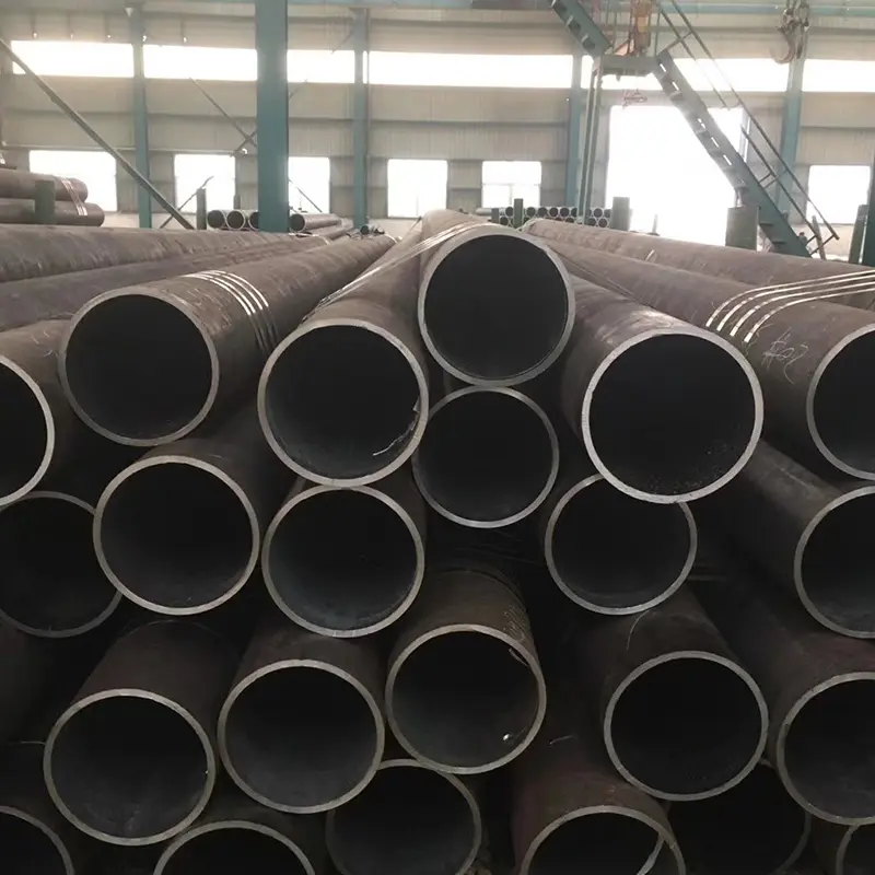 Large diameter hot rolled carbon steel seamless pipe